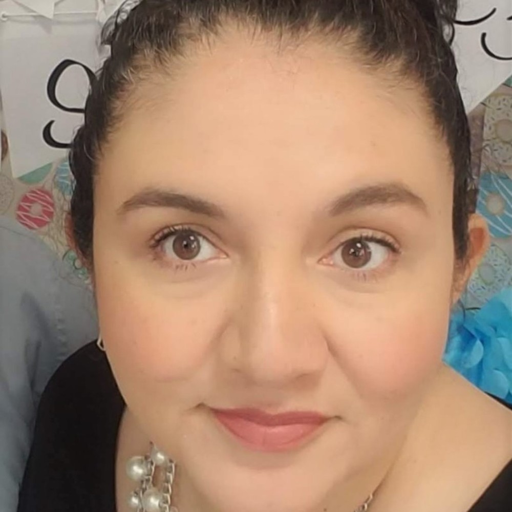 Meet your Posher, Monica